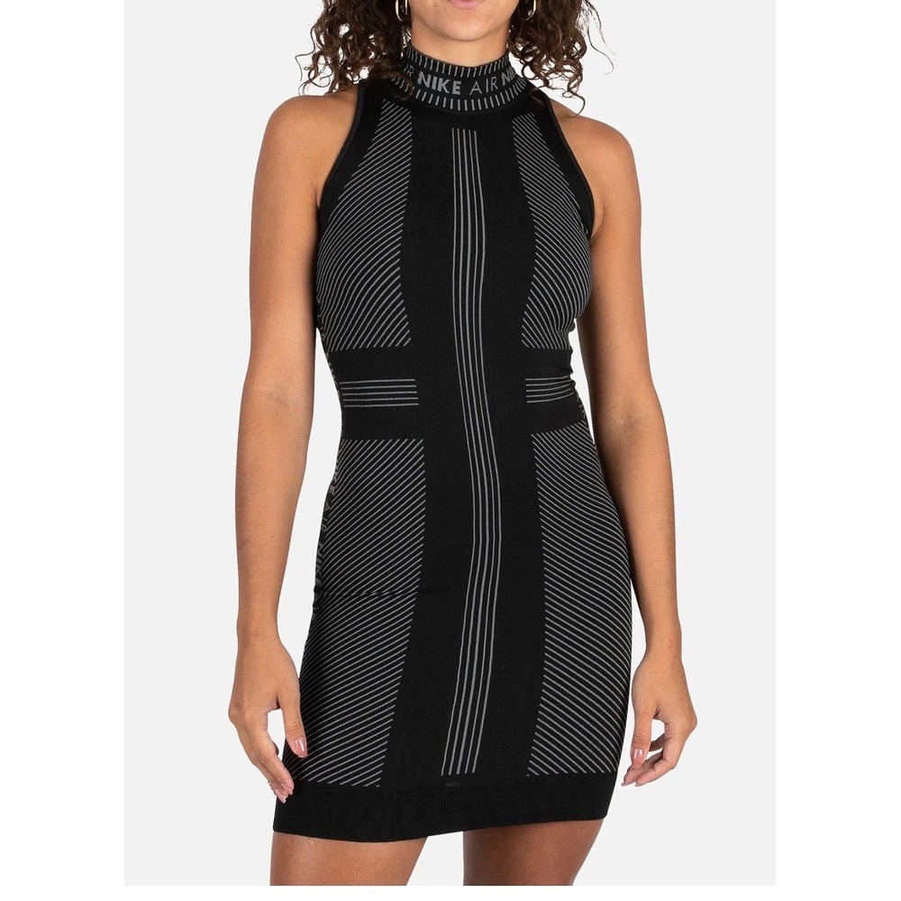 Nike Air Bodycon Dress Seamless Sporty Athletic Mock Neck CU5411-010 Large